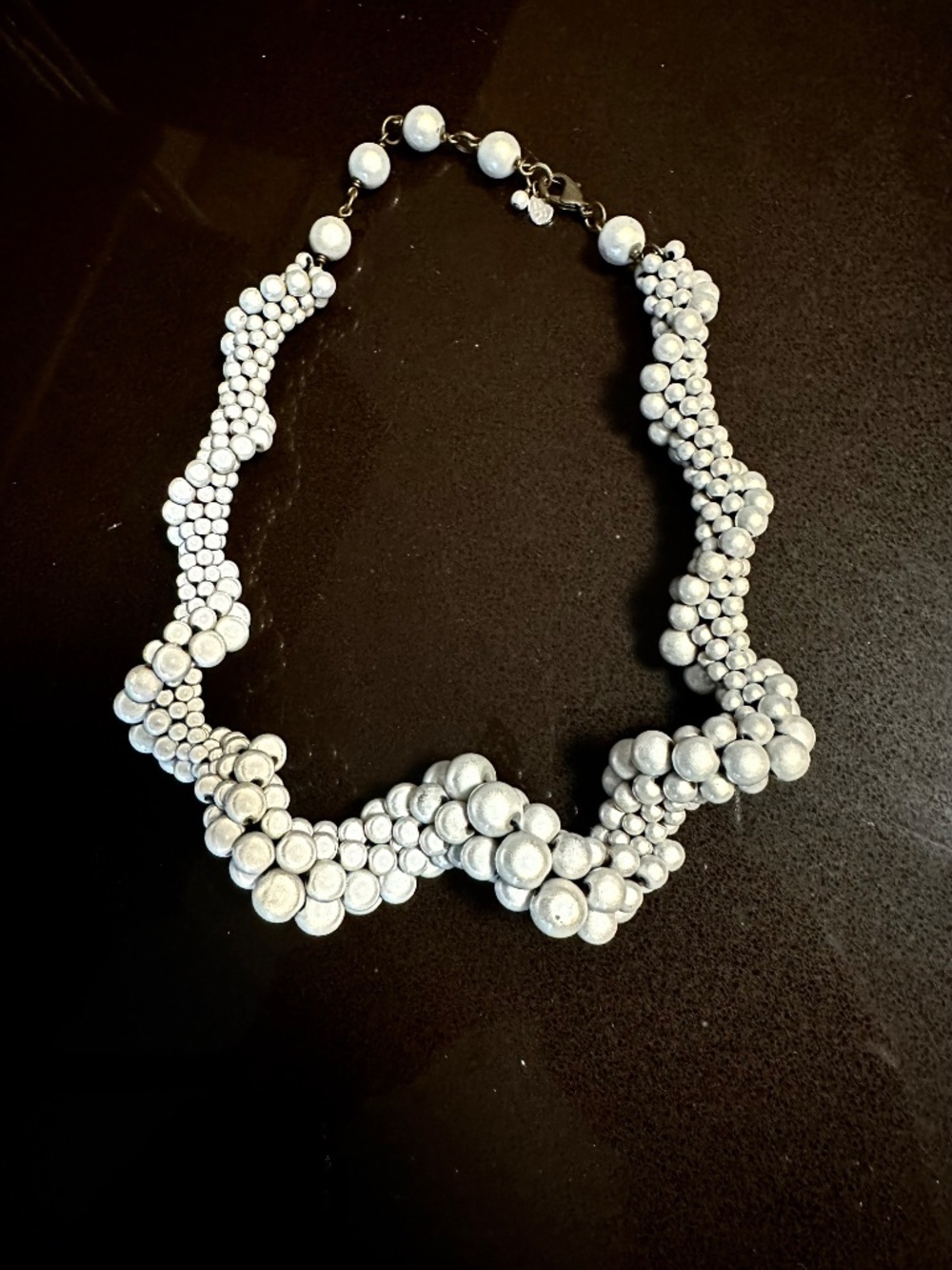 MoMA design store - stunning iridescent light-reflecting bead necklace - Picture 2 of 6